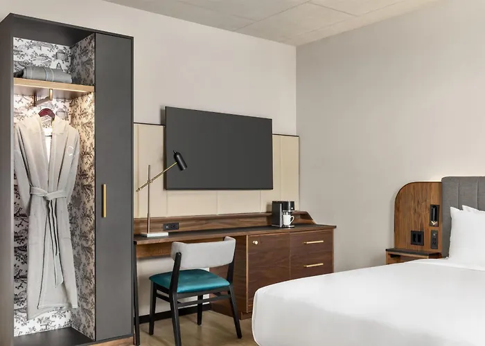 Hyatt Centric Montreal Hotel
